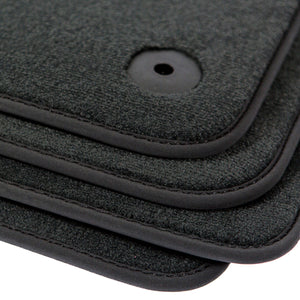 Illustrative image of black MATWISE velour floor mats – Porsche Cayenne – E-Hybrid – 9Y0 & 9Y3, view 1