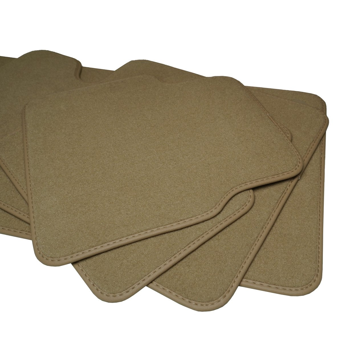 Dywaniki welurowe do Alfa Romeo Mito 2008-2018 - Beżowe