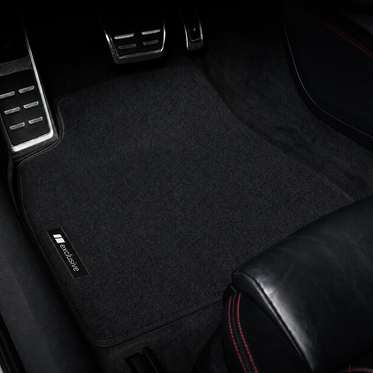 Dywaniki welurowe do Fiat Croma – 2005-2011 – Czarne Exclusive