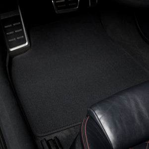 Land Rover Defender 90 L316 Velour Floor Mats 2007–2016 – Black – image 3